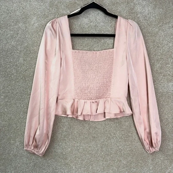 ASTR THE LABEL Peplum Top Women's Small Pastel Pink Satin Long Sleeve - Picture 4 of 7